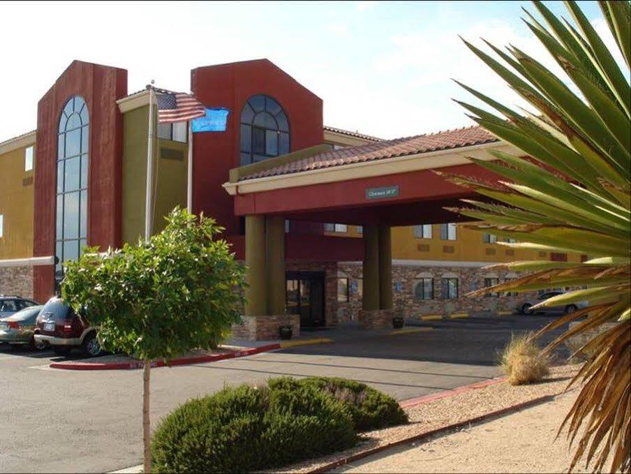 Holiday Inn Express Hotel & Suites Albuquerque - North Balloon Fiesta Park By Ihg Exterior photo